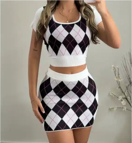 conjunto en hilo blanco