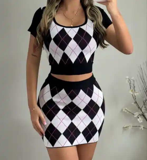 conjunto en hilo negro
